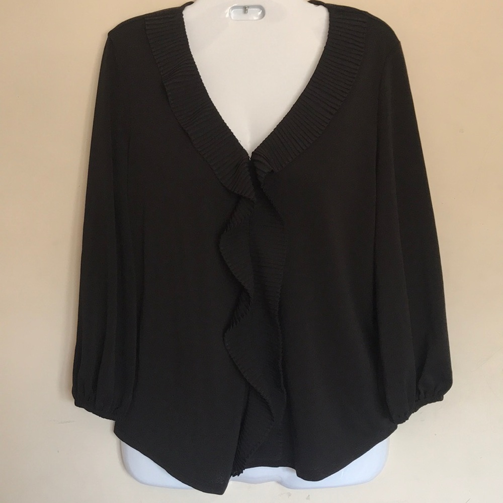Adriana Papell Pleated Ruffle V-neck knit Top